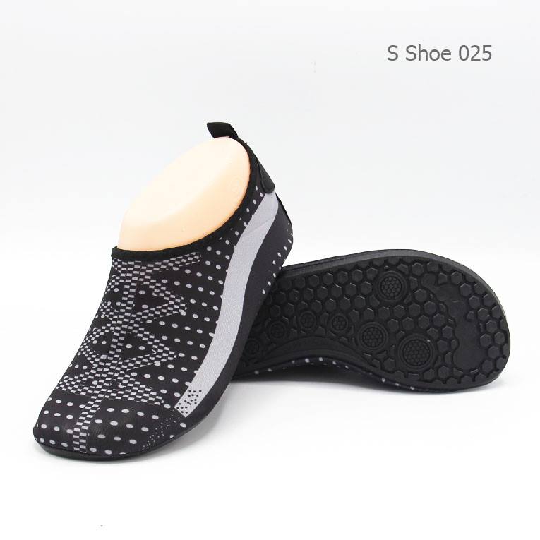 Skin Shoe : Adult - 025
