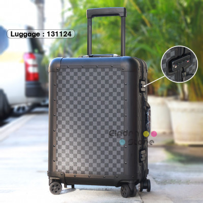 Luggage : 131124