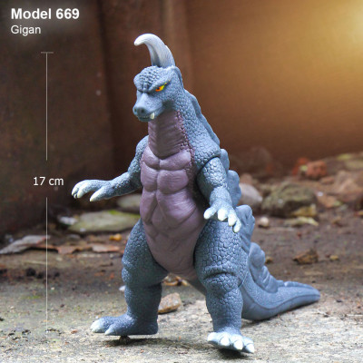 Action Figure Set - Model 669 : Gigan